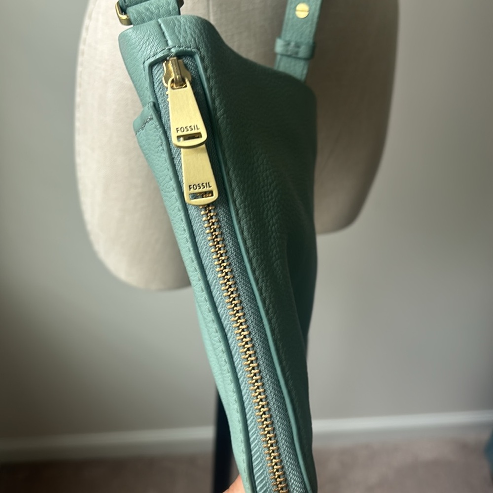 Fossil Crossbody Bag Mint Green Pebbled Leather Square Boho Festival - Picture 4 of 5